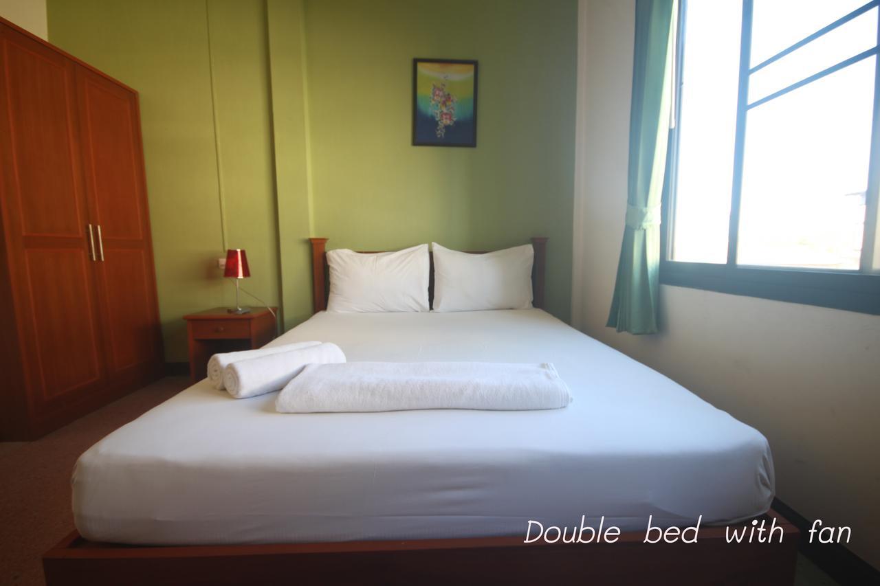 Myplace@Surat Hotel Surat Thani Exterior foto