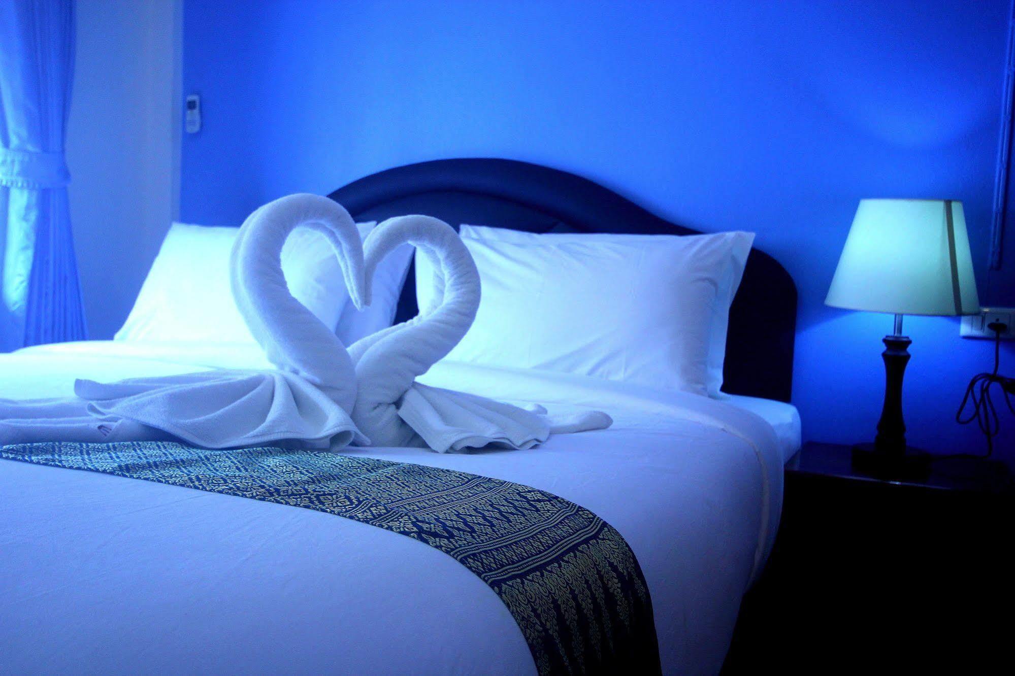 Myplace@Surat Hotel Surat Thani Exterior foto