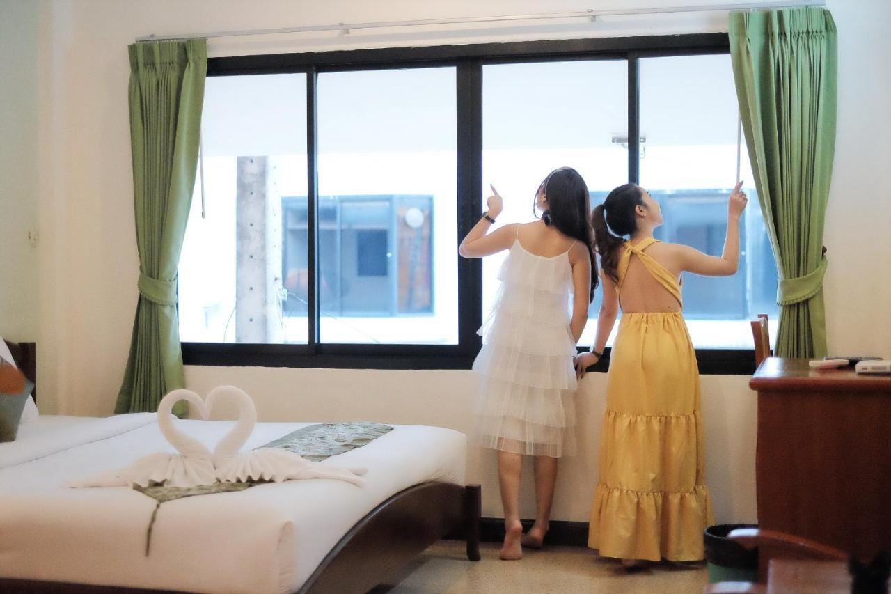 Myplace@Surat Hotel Surat Thani Exterior foto
