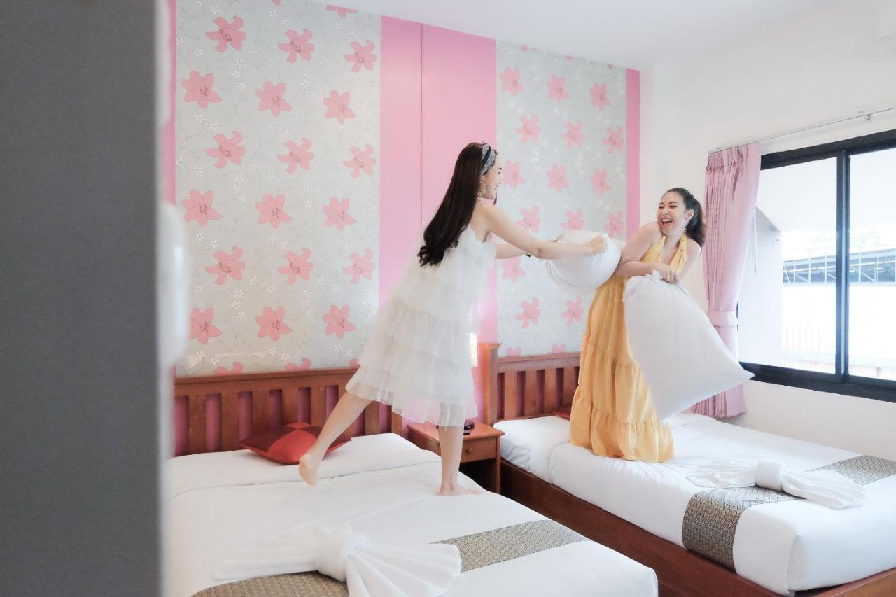 Myplace@Surat Hotel Surat Thani Exterior foto